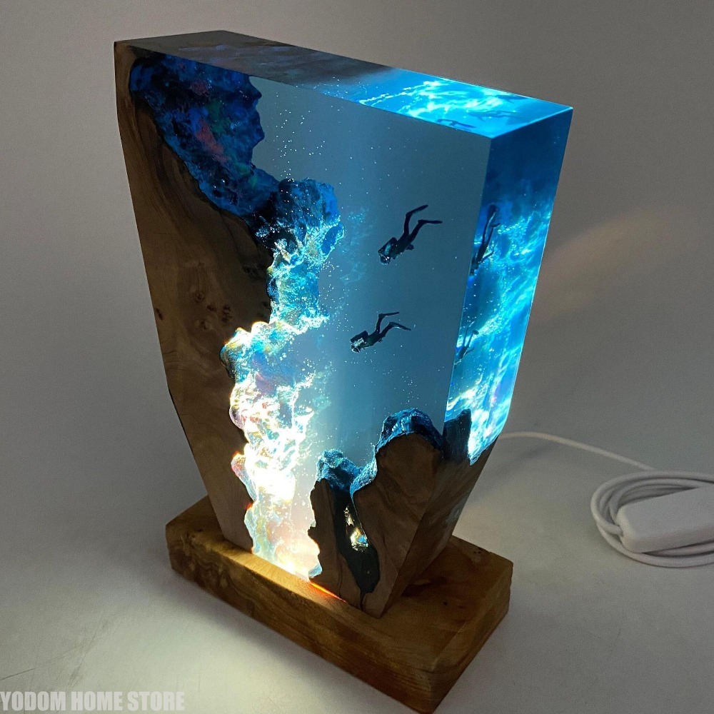 Resin Art World - Nowa Lampka Stołowa z Żywicy z