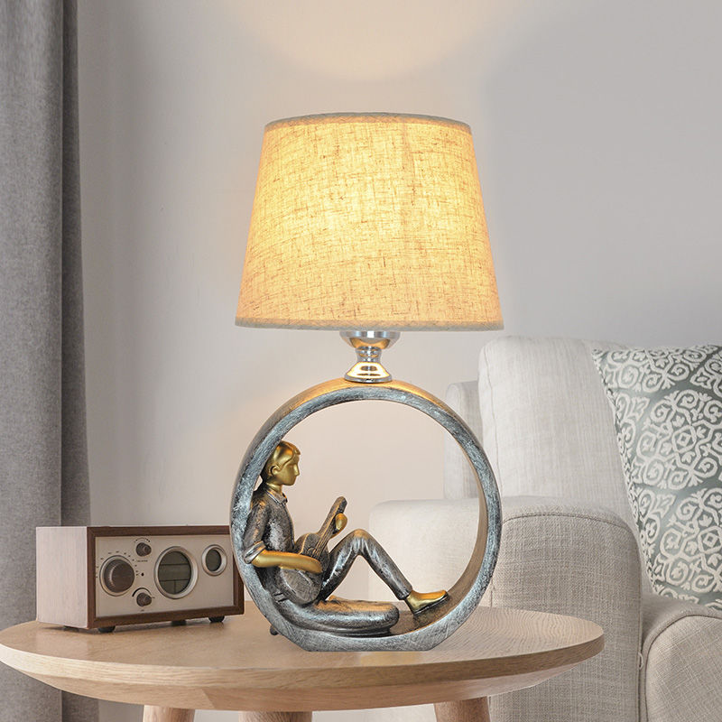 Nordycka lampa nocna do sypial – Resin Art Learning recenzja i cena